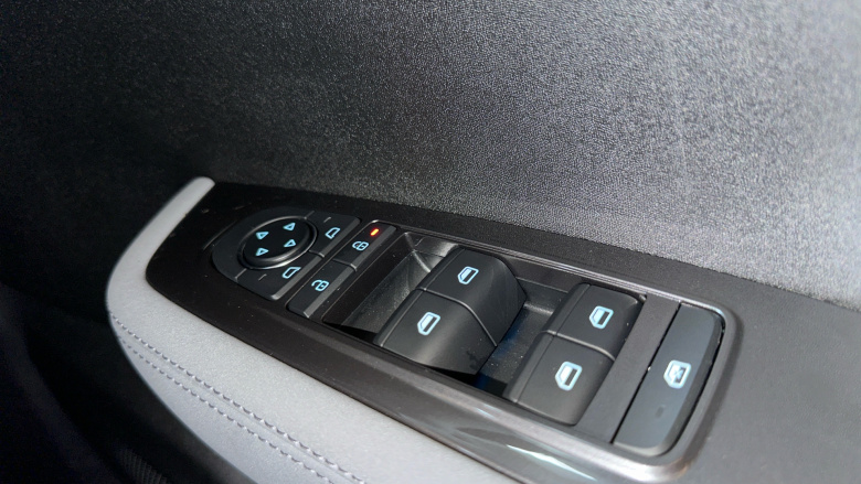 BYD Dolphin Surf 65kW Active 30kWh 5dr Auto Electric Hatchback